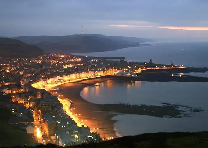 Bridge View Victorian Townhouse Central Aberystwyth Sleeps 6