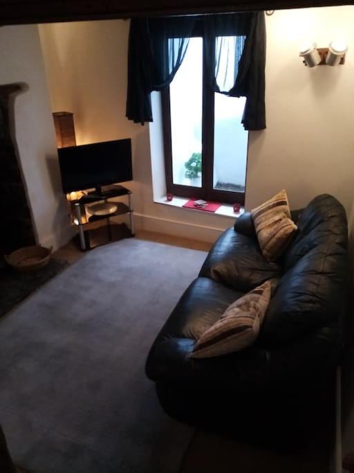 Bridge View Victorian Townhouse Sleeps 6 *