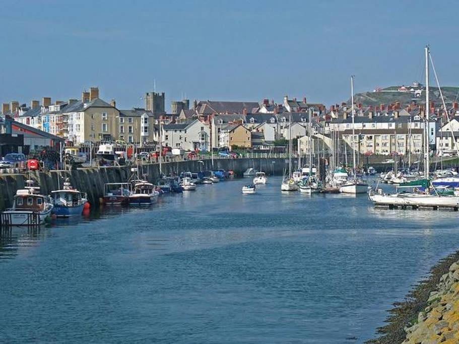 Bridge View Victorian Townhouse Sleeps 6 Holiday home